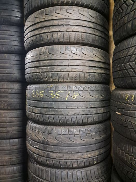 Anvelope second iarna 245 35 R18/225 40 R18 Pirelli RFT*