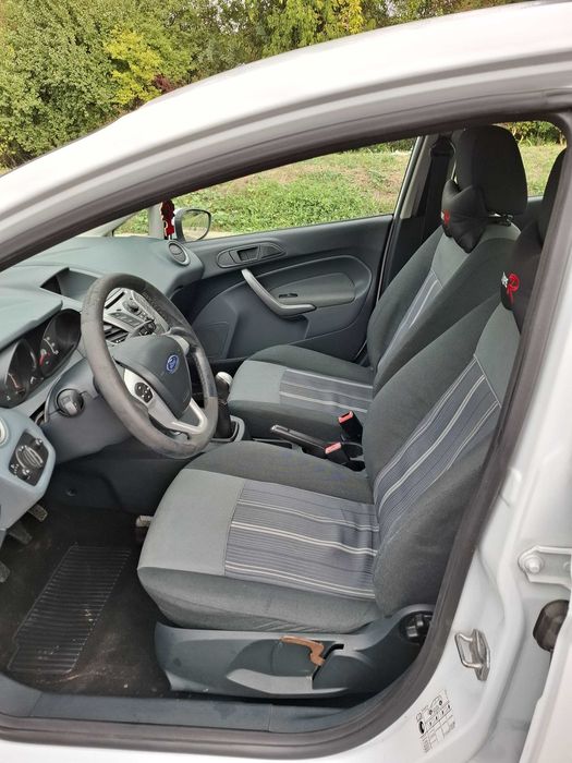 Ford Fiesta Trend 1.4 Benzina + GPL 2010