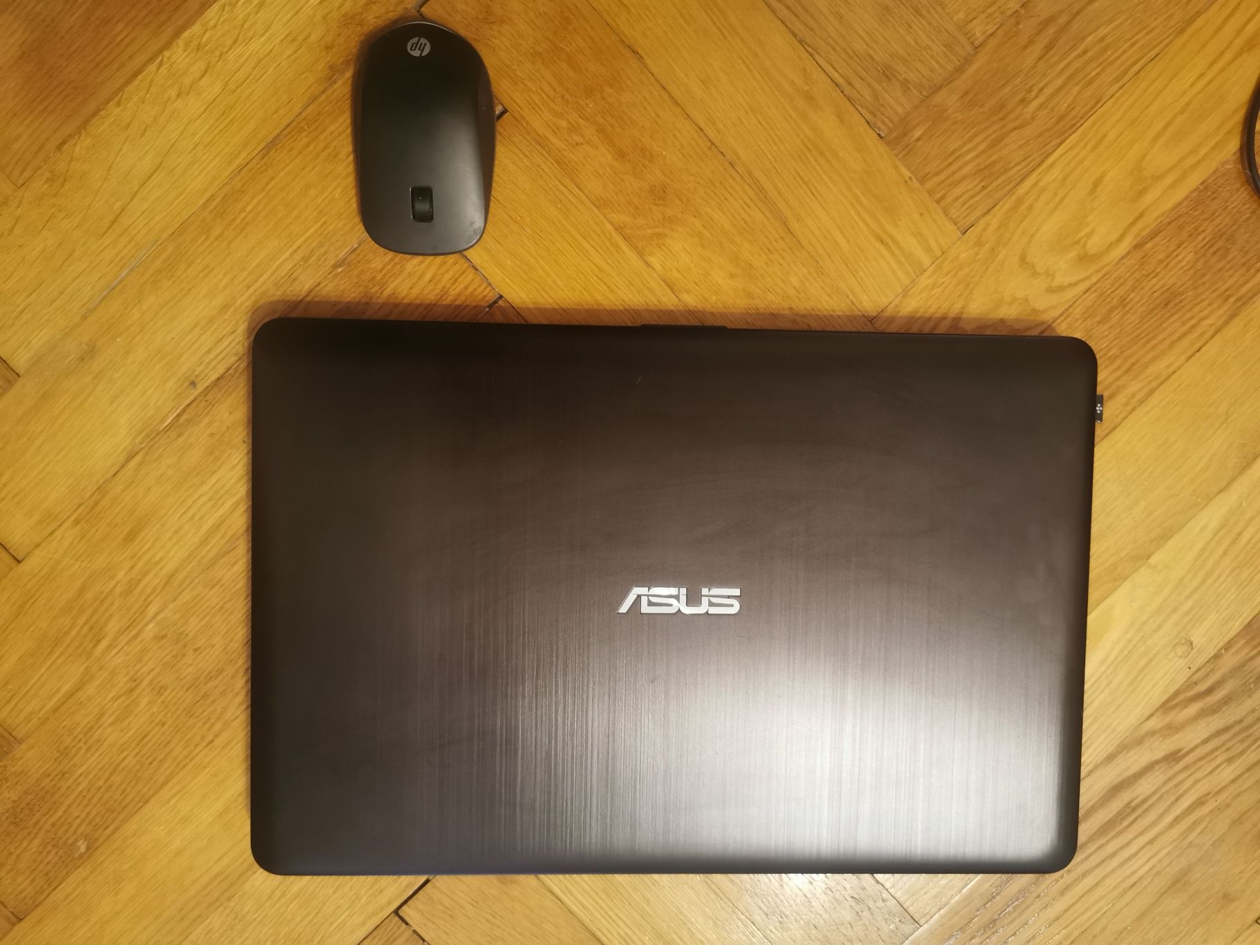 Laptop Asus X541U