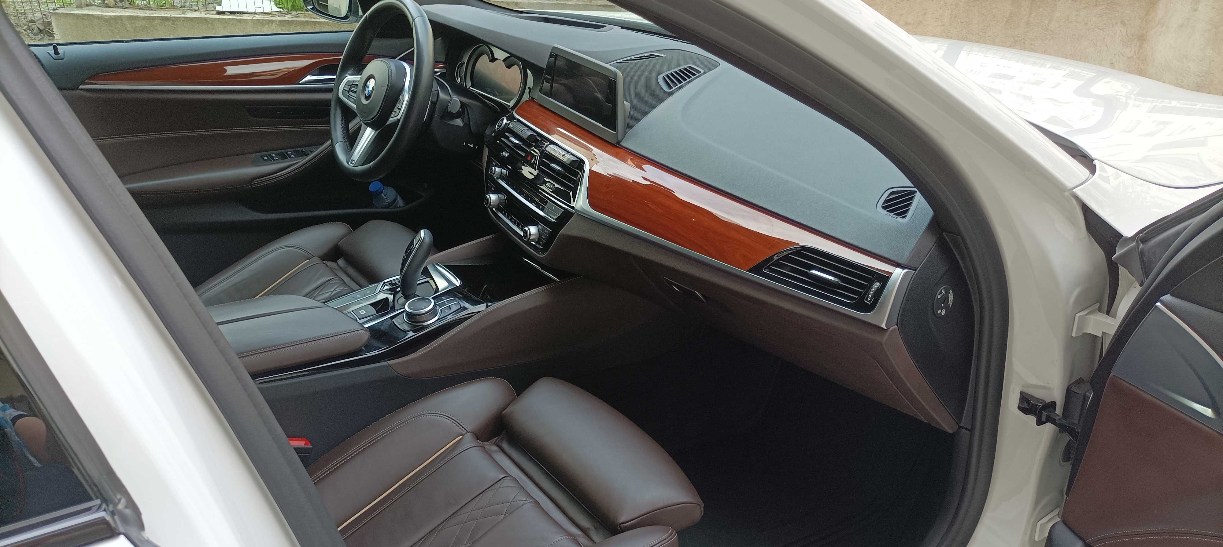 BMW 520d xDrive Комби, М пакет
