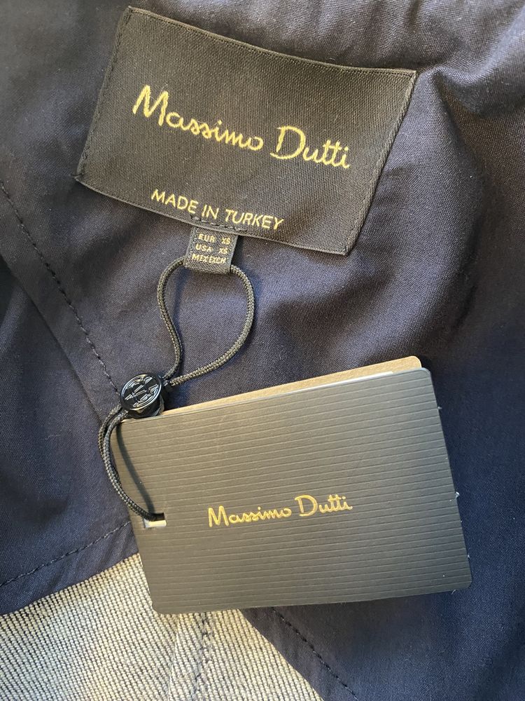 Дамско вталено сако Massimo Dutti