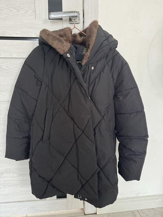 Зимняя куртка приталенная