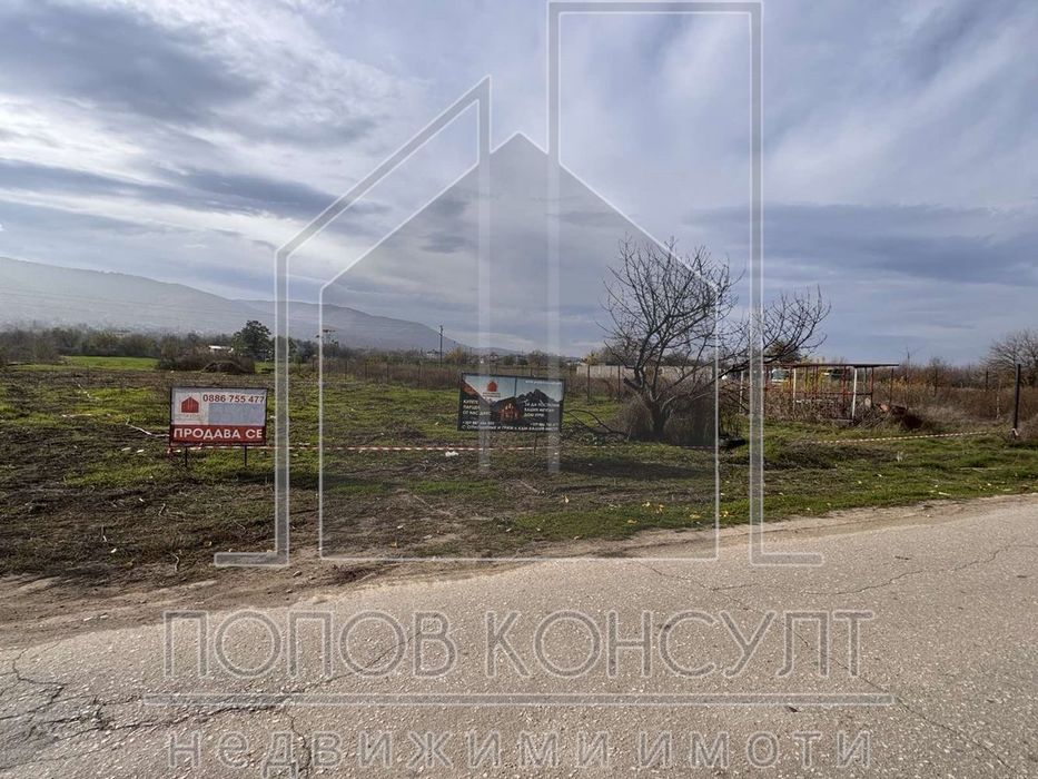 Парцел в Пловдив, област-с.Брестник площ 788 цена 69990