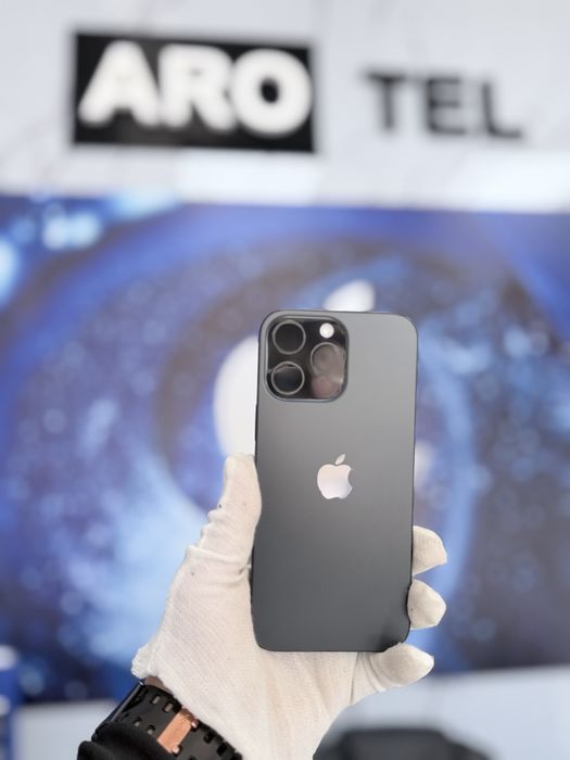 Продавам iPhone 16 Pro Max, 256GB