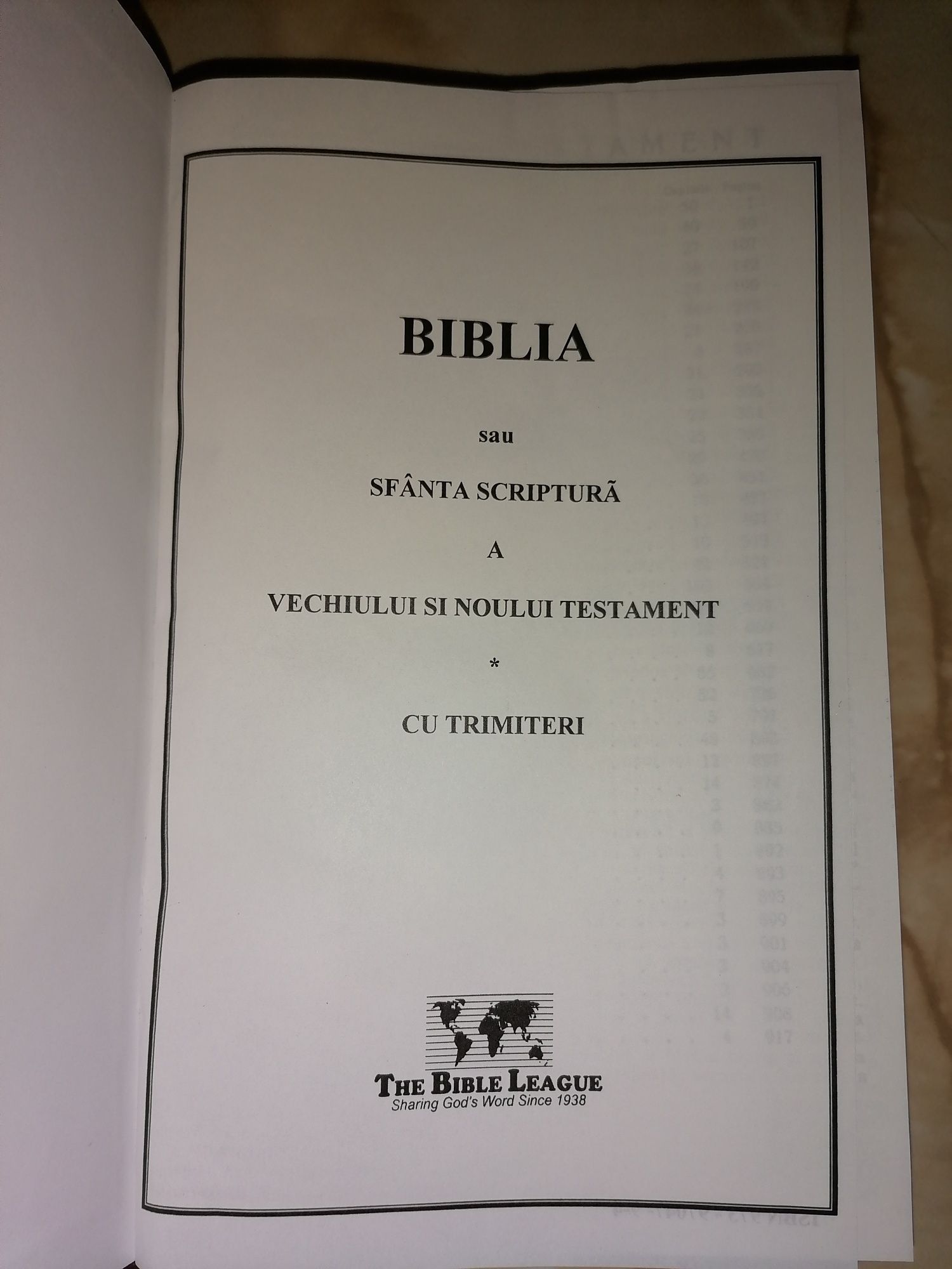 Biblia, carte editata în Anglia, an 1938.