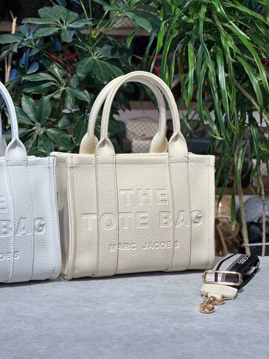 Geanta Noua Tote Bag !!! Dimensiuni 26/21 !!!