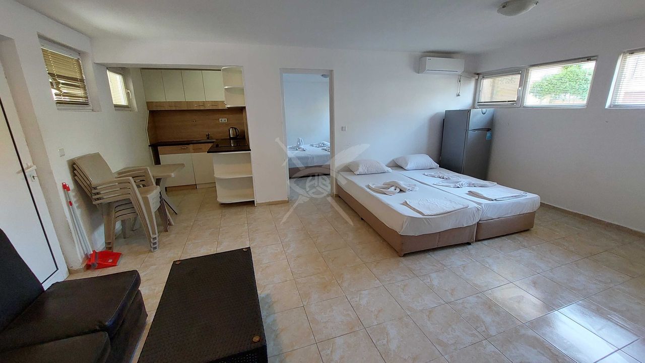 Продава се Двустаен апартамент в Поморие - 65 кв.м за 939 €/кв.м - Снимка #1
