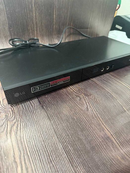Blu Ray плеер LG BP420K (МЕТАЛЛУРГОВ 23А ЛОТ 803003)