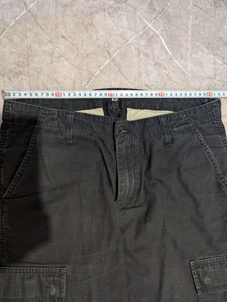 Cargo панталони carhartt