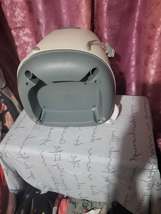 Vind scaun copil pentru masina si casa