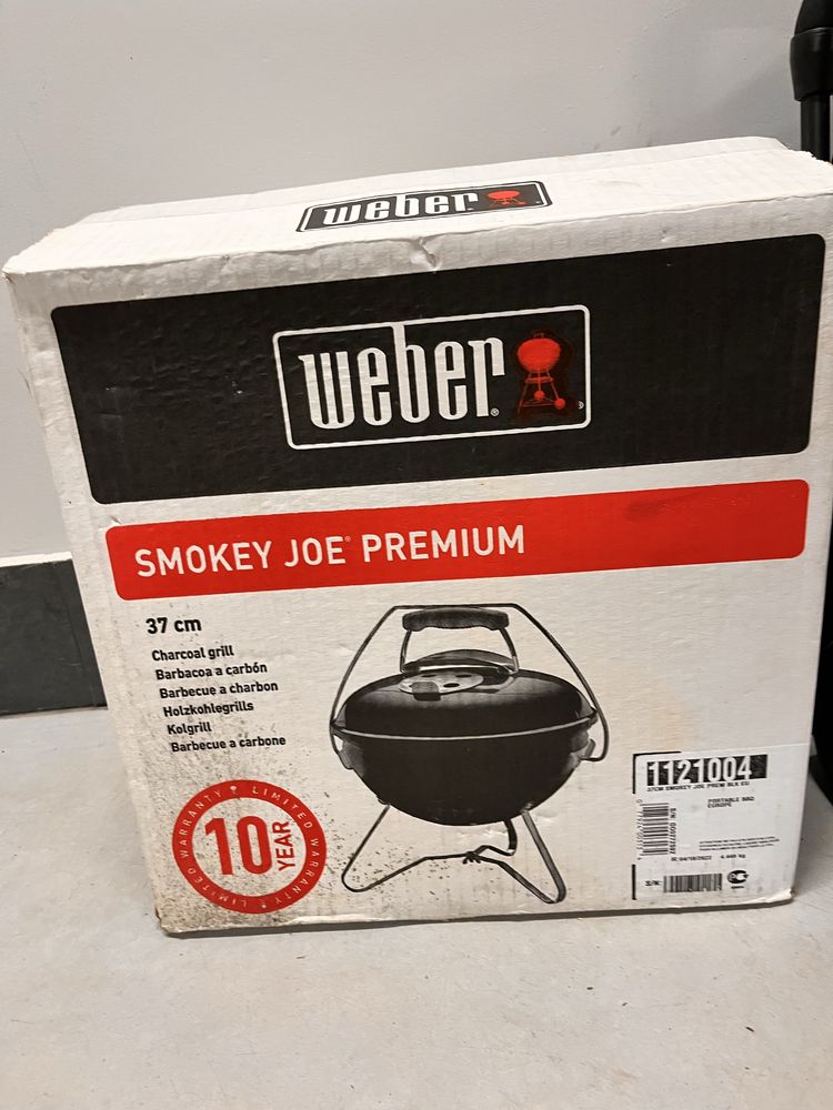 Барбекю Weber на въглища