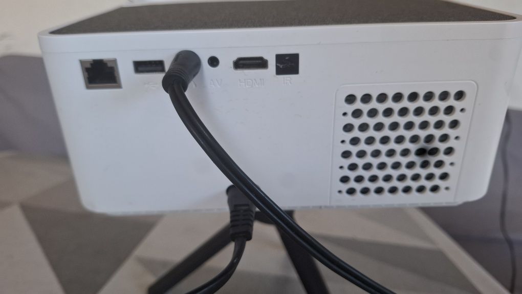Videoproiector ZENKABEAT