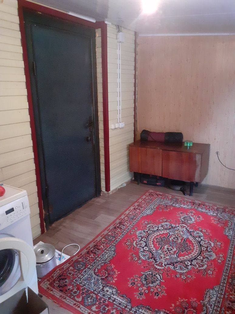 Продам тёплый дом.  Район подгора.