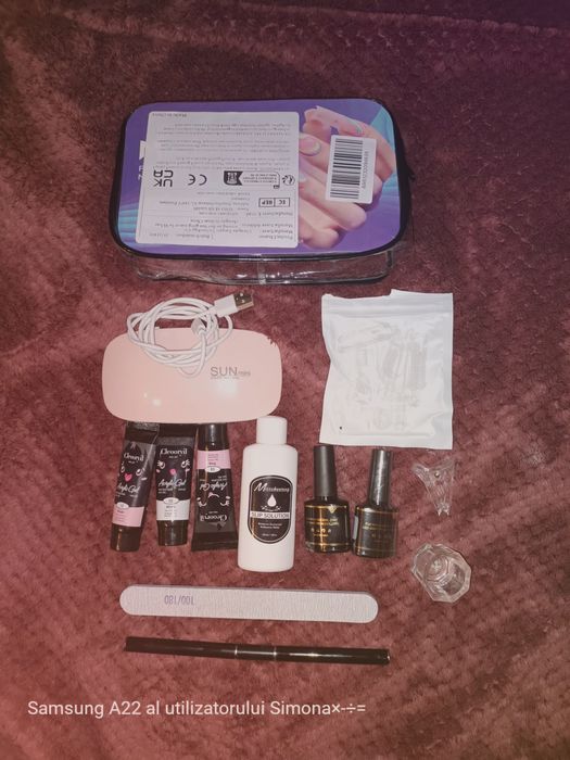 Set manichiura poligel