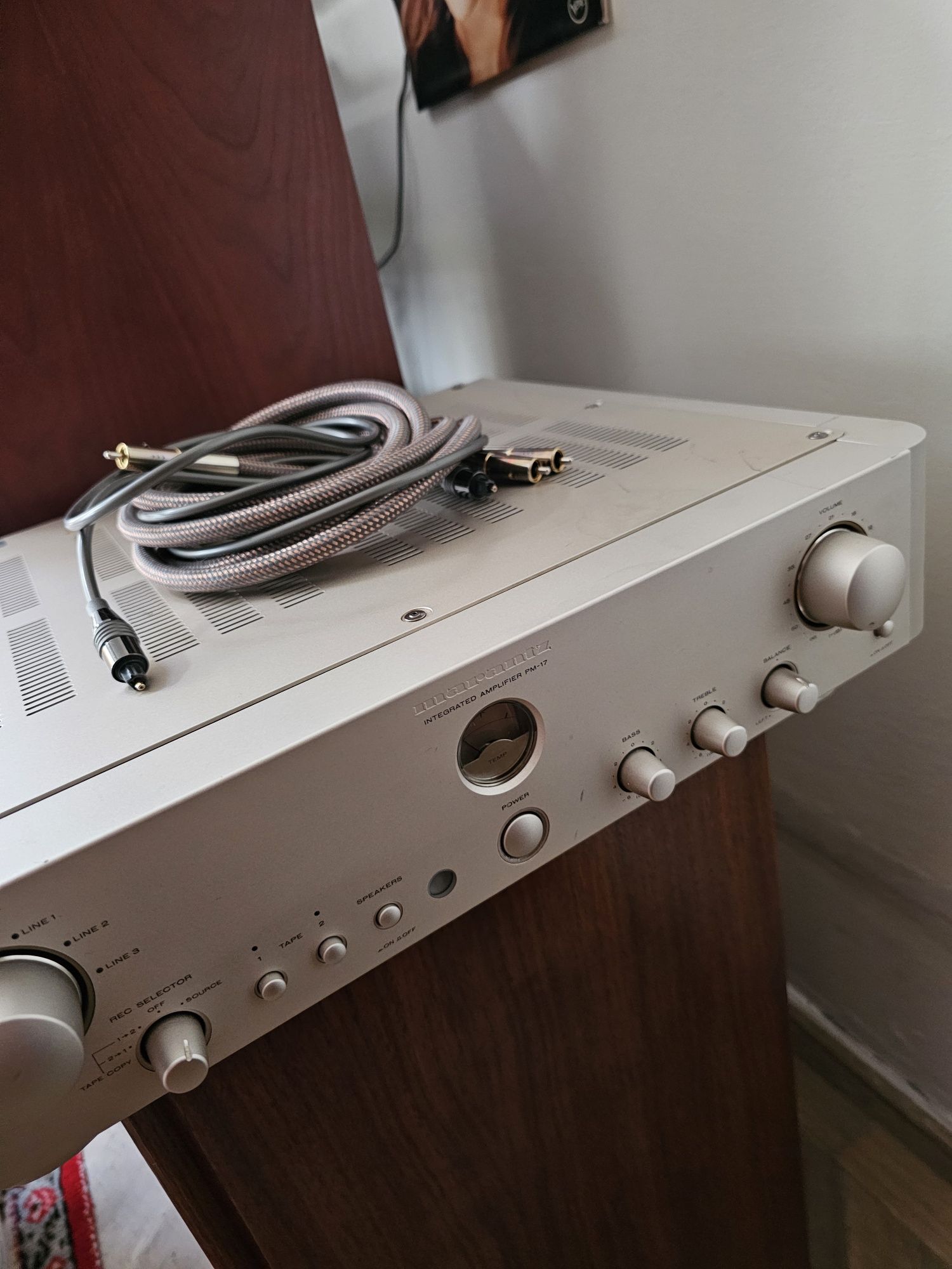 Amplificator integrat Marantz PM17 Rezervat