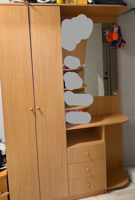 Продам шкаф в прихожую