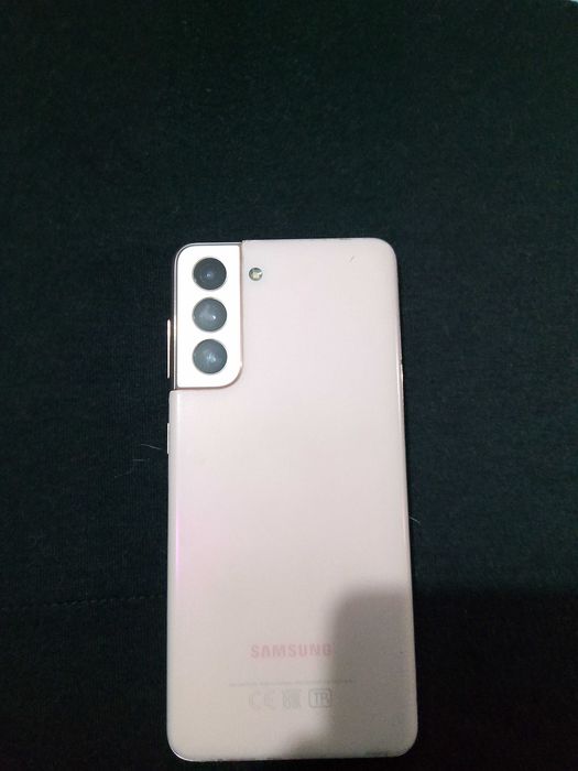 Продам телефон Samsungs21