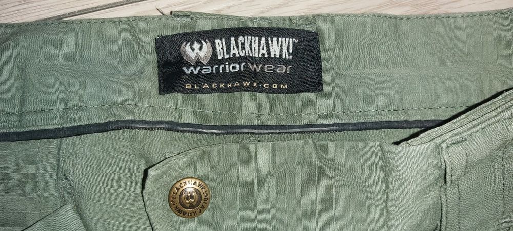 Pantaloni tactici Blackhawk!