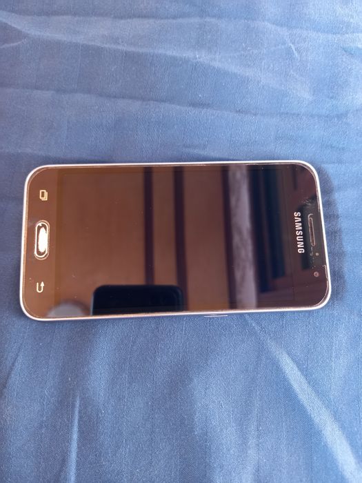 Самсунг галакси J 1   сотилади