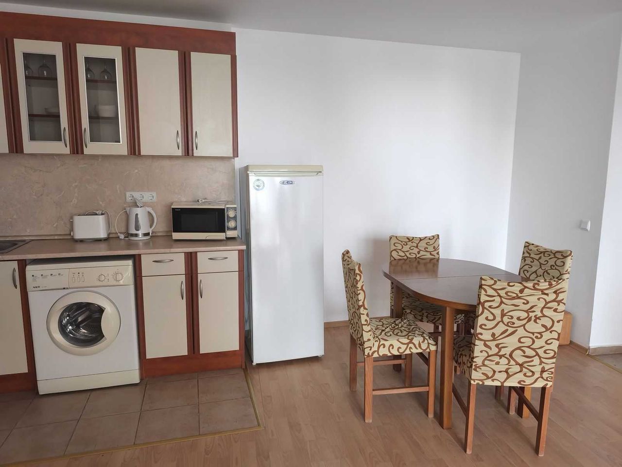 Продава се Тристаен апартамент в Свети Влас - 98 кв.м за 1215 €/кв.м - Снимка #4