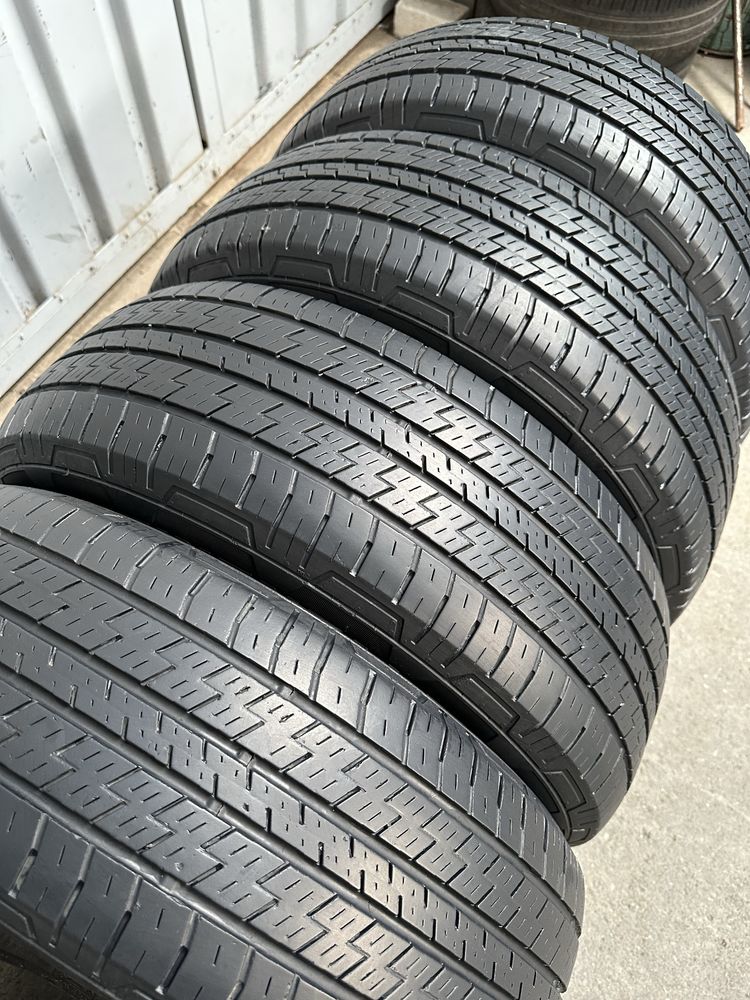 Set anvelope 235/60 R18 CONTINENTAL vară 4x4