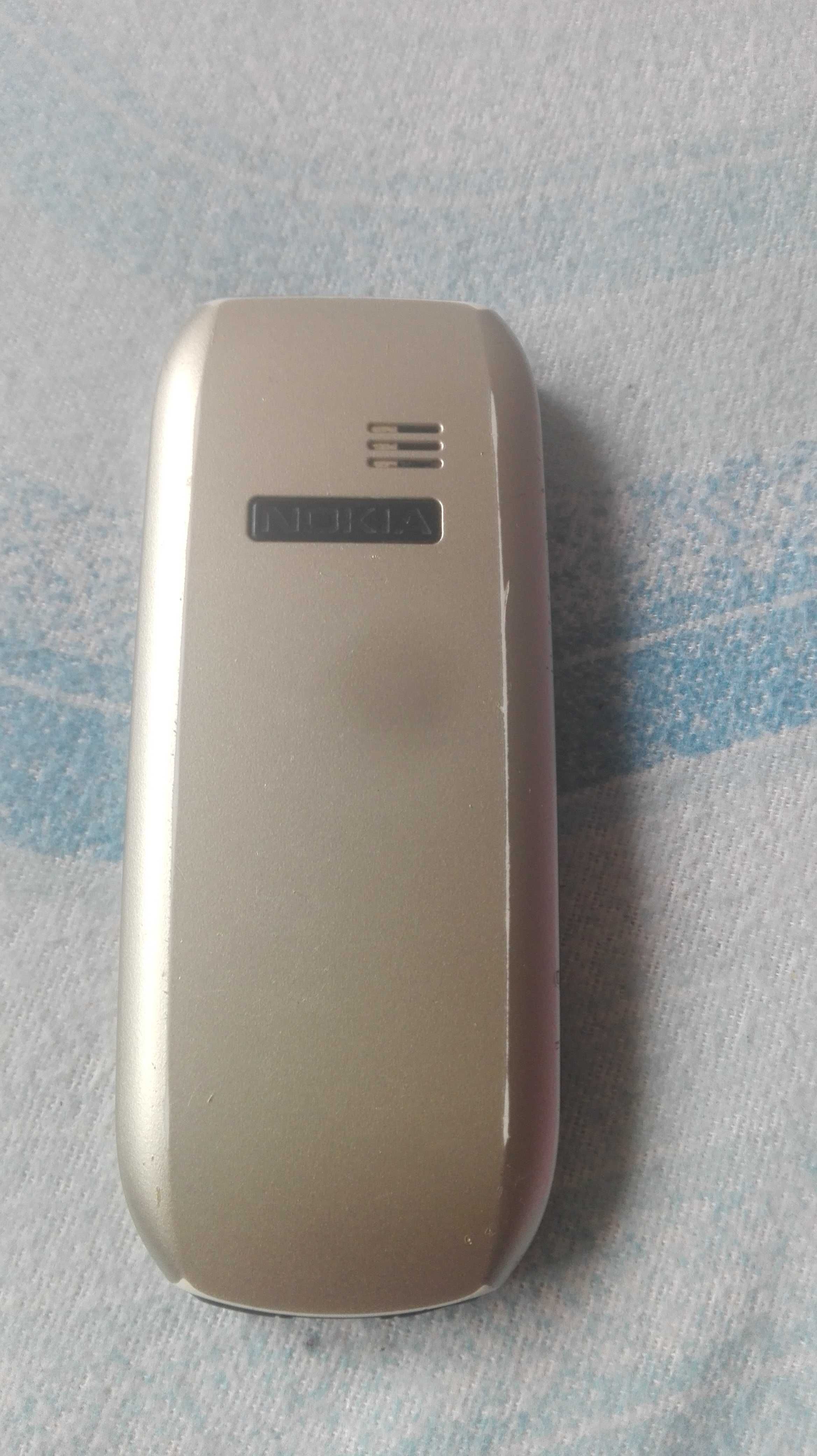 Telefon Nokia 1800 pentru colecție sau folosire perfect funcțional