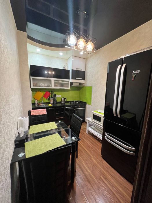 3-комнатная квартира (98 м²) в новостройке на ул. Нукус...