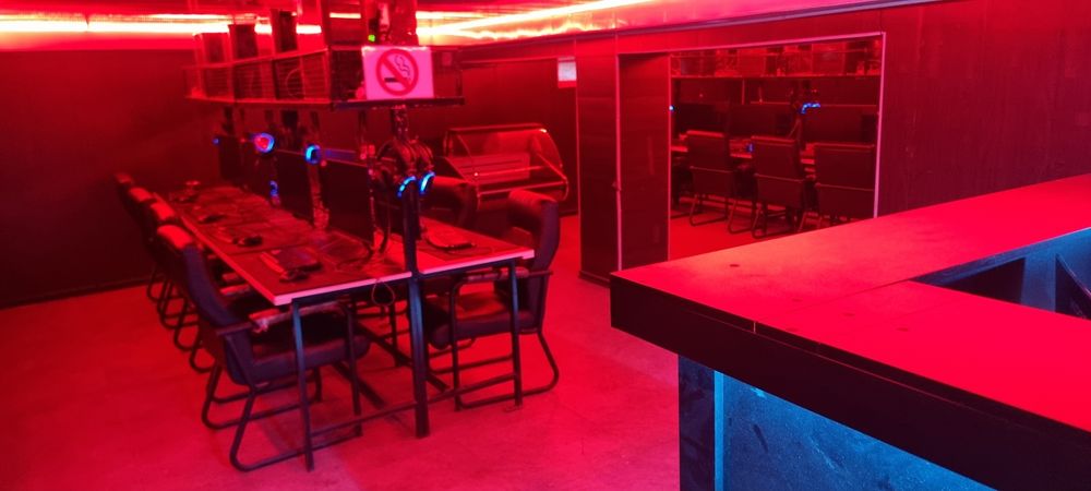 Tayyor biznes Game club 16-kompyuter+admin noutbook