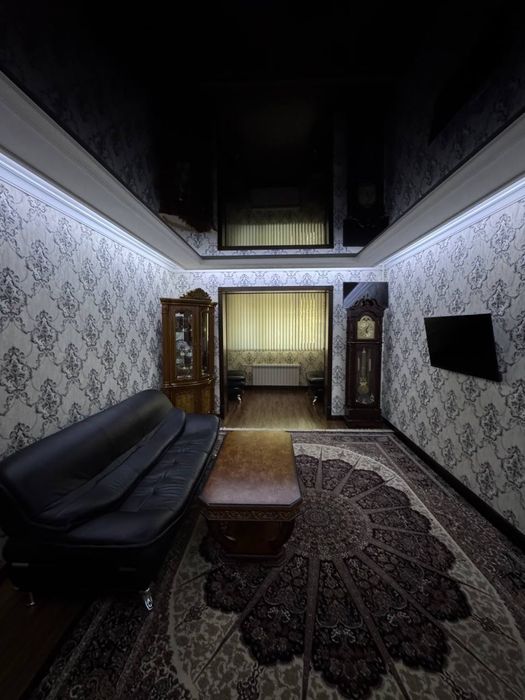 UY SOTILADI SROCHNO, ПРОДАЁТСЯ СРОЧНО 1 этаж 4-комнатная квартира