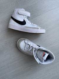 Adidasi gheata Nike Blazer 77 copii