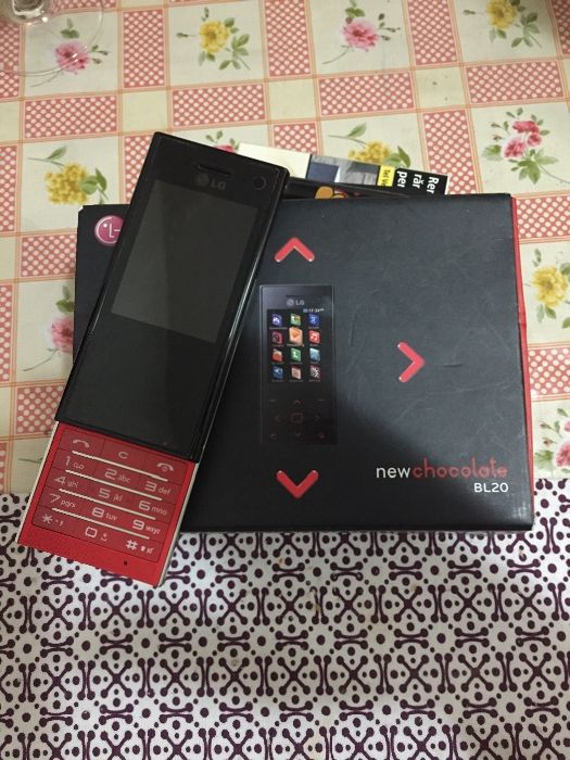 Vand Lg bl20 telefonul este nou de Colectie