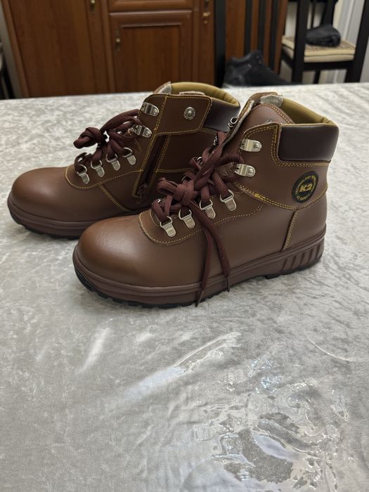 Сапоги мужские из Кореи,кожанные сапоги,с железным носом