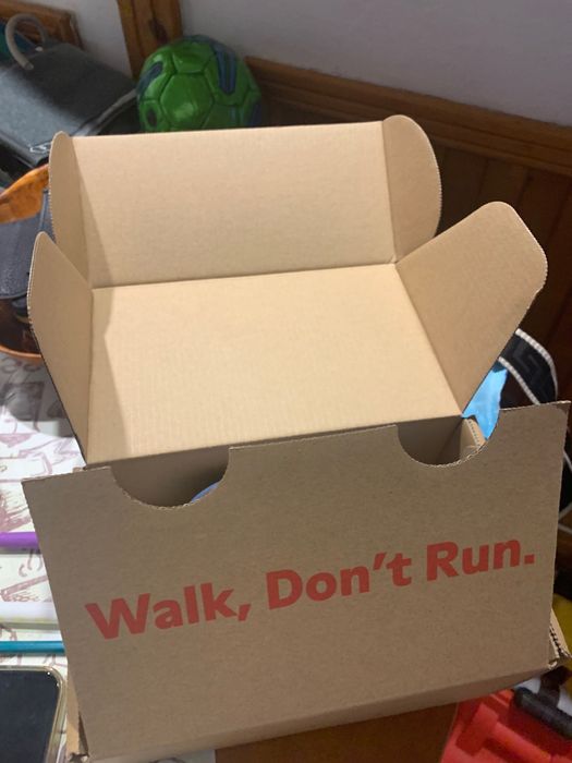 чисто нови сандали за момче Camper