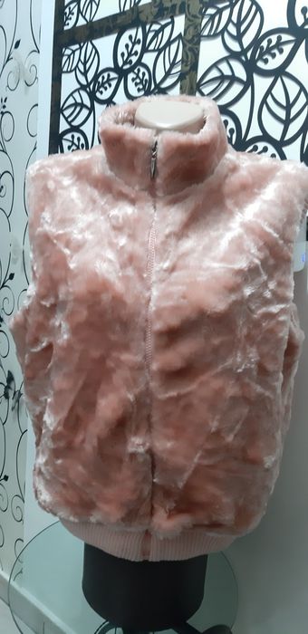 Vesta superbă de blăniță roz nouă