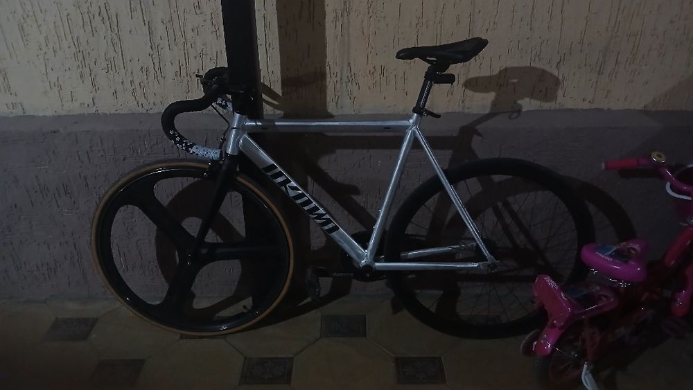 Fixed Gear Uknown обмен на айфон