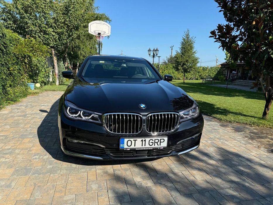 BMW Seria 7 BMW 730 xDrive | 2018 | 261 cp | Black Edition