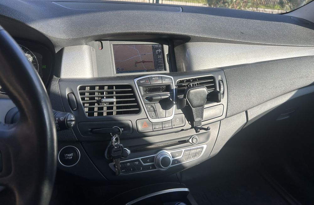 Vand-schimb Renault Laguna, impecabila, 145000 km-reali!