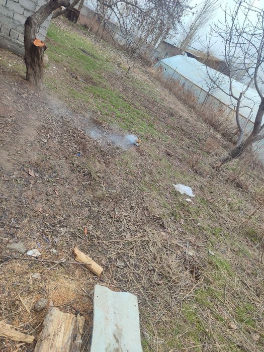 pustoy yer sotiladi srochna 6 sotik