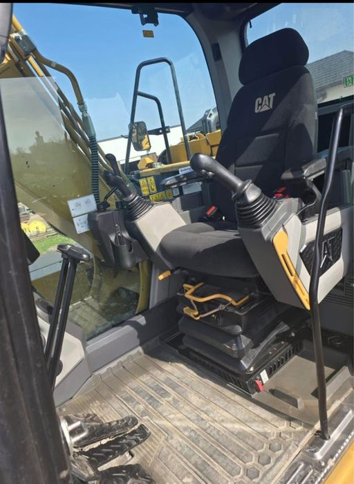 Excavator cat 313 gc