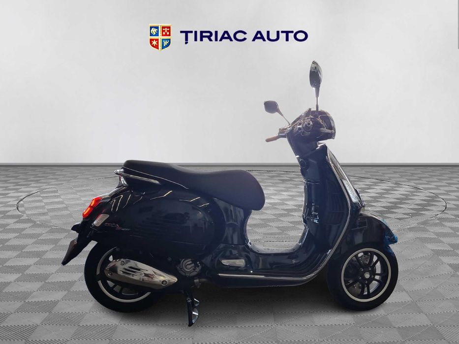 Piaggio Vespa GTS300