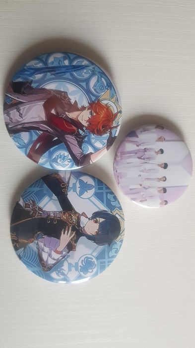 значки геншин, BTS