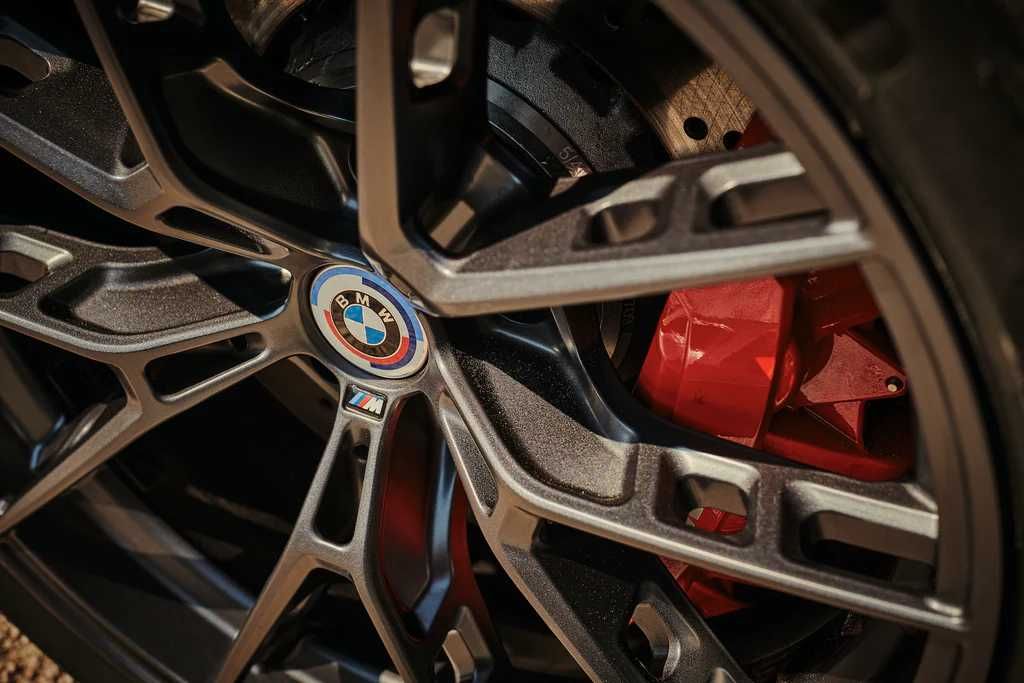 Set 4 Embleme Jante BMW 56mm / 68mm Editie 50 De Ani Capace Roti Sigle