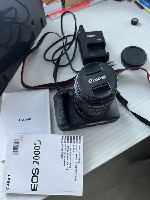 Canon eos 2000D