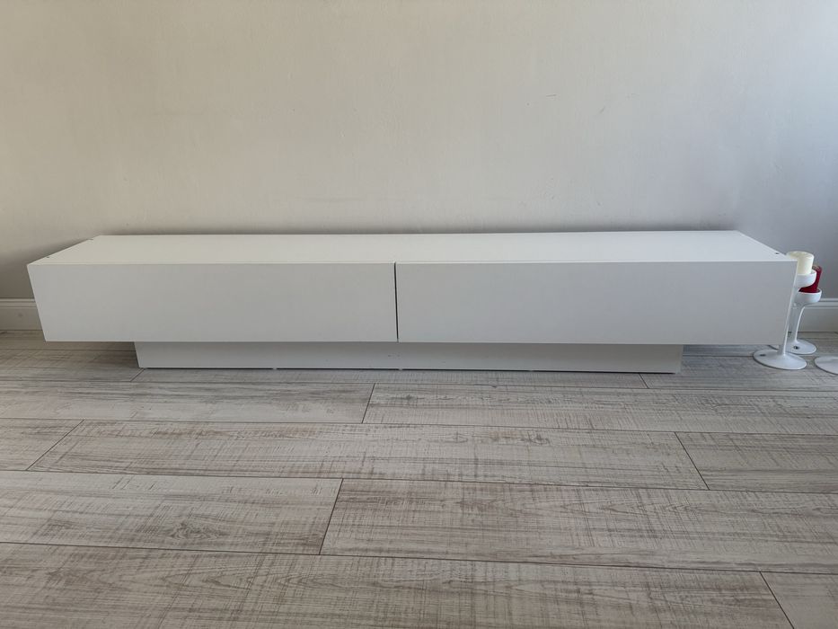 Comoda TV stare impecabila