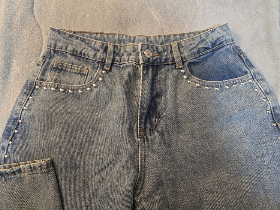 Широки дамски дънки с капси boyfriend