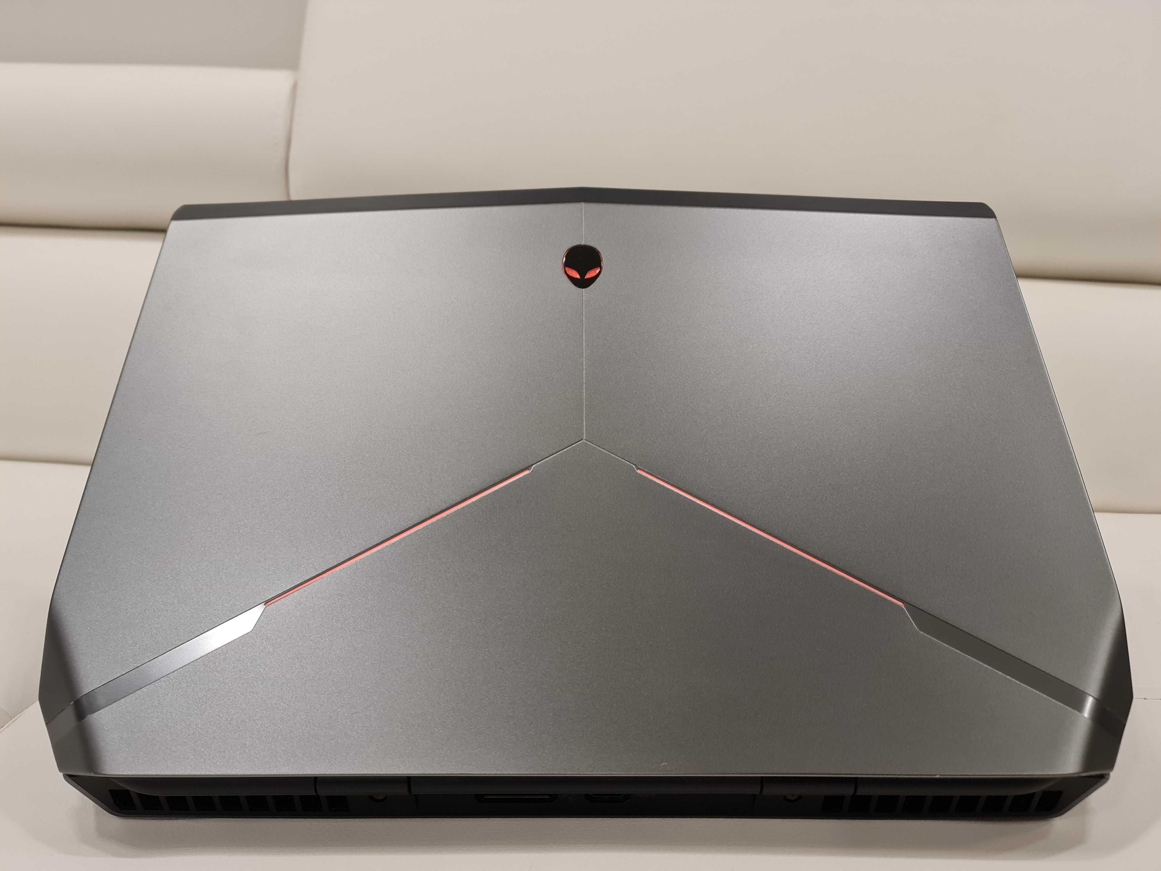 Laptop gaming ALIENWARE 16" , intel core i7-6820HK ,video 6 gb