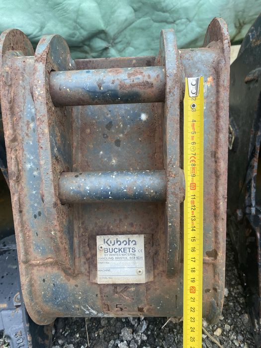 Cupa miniexcavator 1,6— 2 to