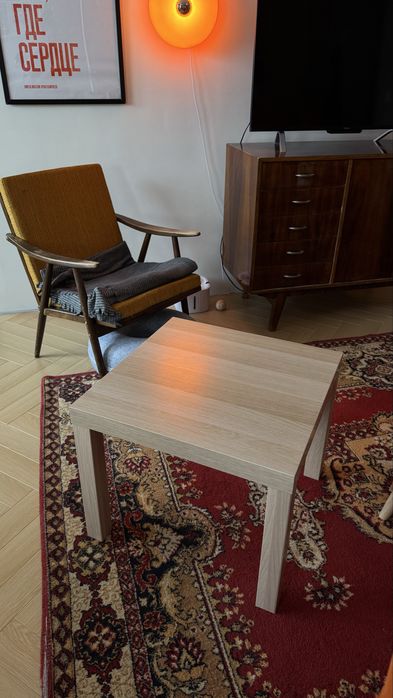 Журнальный столик икеа лакк