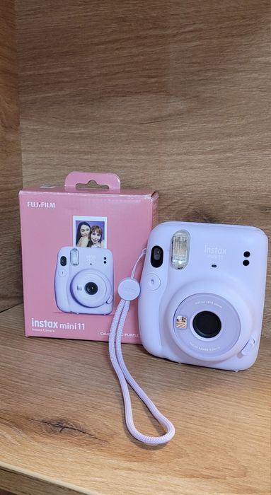 Фотоапарат за моментни снимки Fujifilm Instax Mini 11 Розов