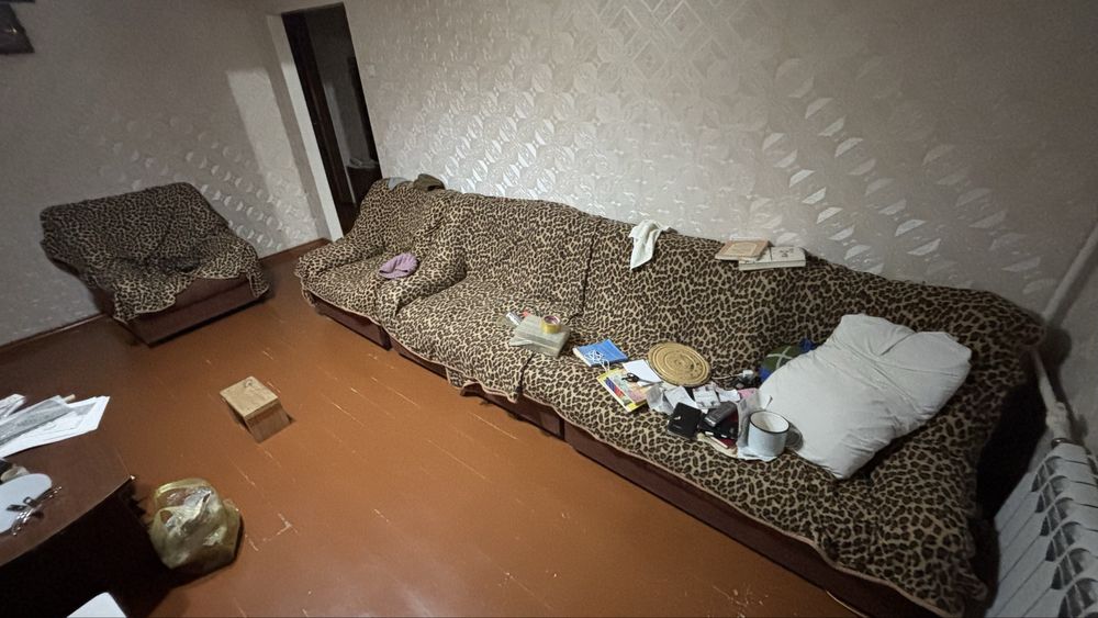 Продам старую мебель